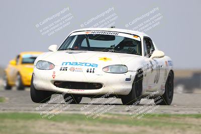 media/Oct-25-2025-CalClub SCCA (Sat) [[34c778dfbe]]/Group 4/Qualifying/